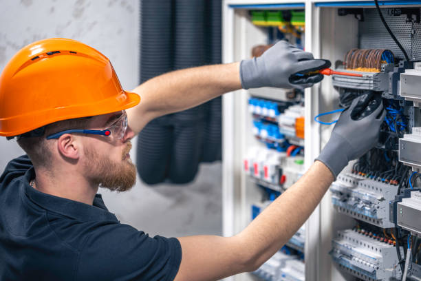 Best Local Electrician Companies  in Oxon Hill, MD